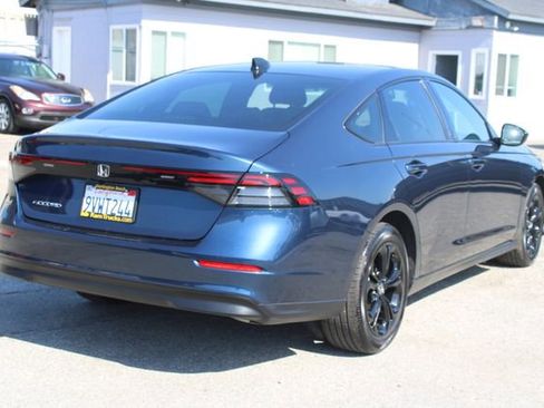 Used 2025 Honda Accord SE image 5