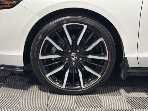 Used 2023 Honda Accord Touring image 16