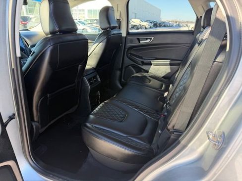 Used 2024 Ford Edge Titanium image 14
