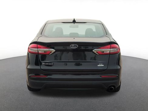 Used 2020 Ford Fusion SE FWD image 5