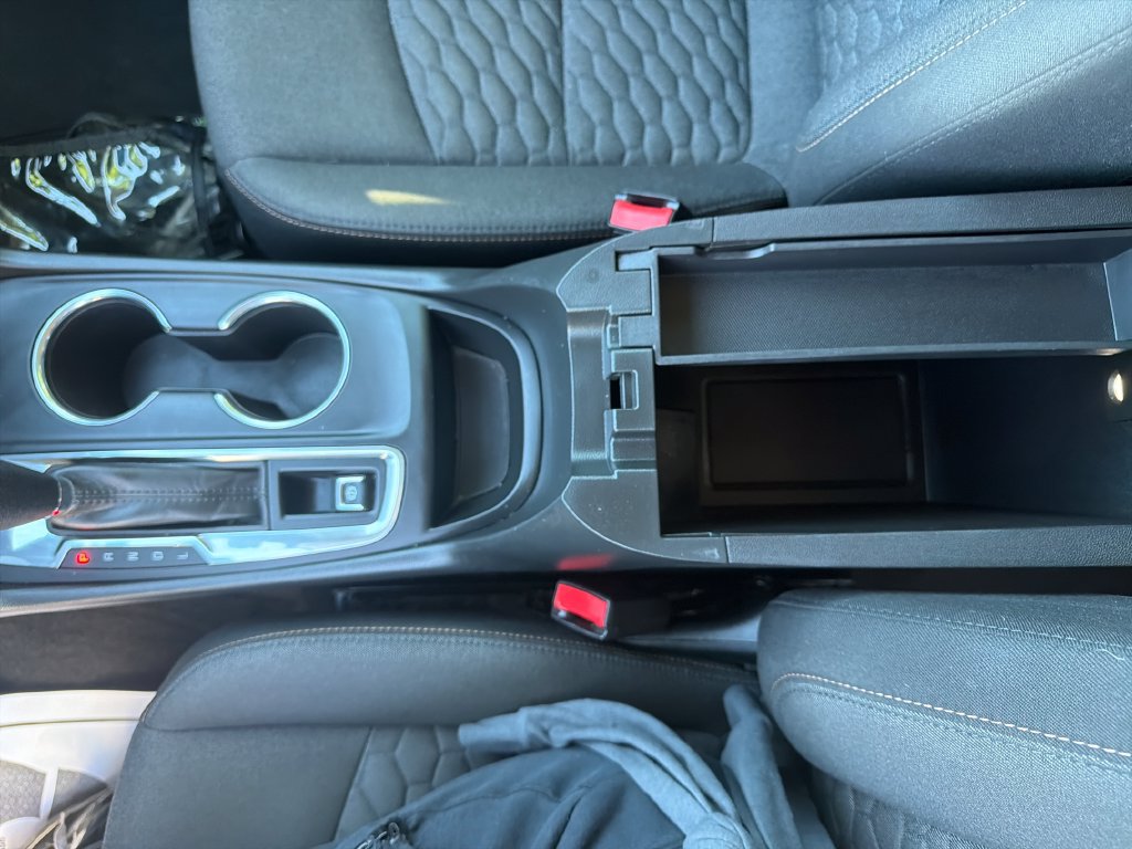 Used 2020 Chevrolet Equinox LT FWD image 23
