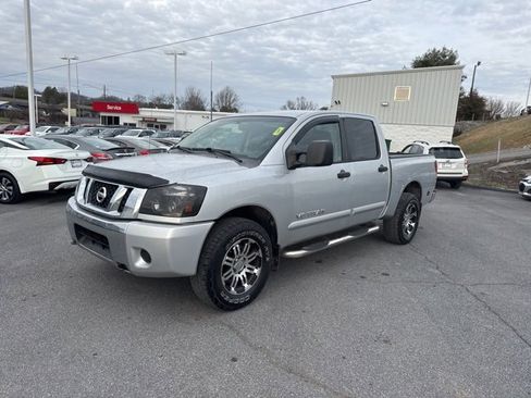 Used 2008 Nissan Titan SE image 4