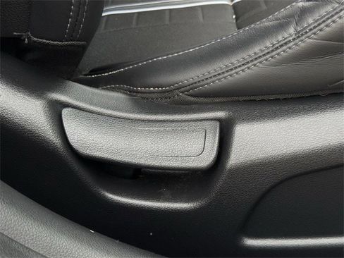 Used 2022 Hyundai Veloster N image 28