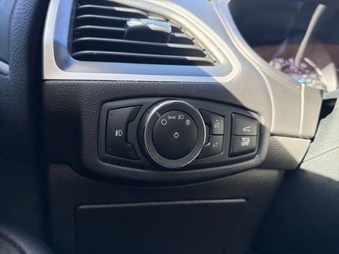 Used 2023 Ford Edge SEL w/ Convenience Package image 39