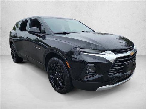 Used 2020 Chevrolet Blazer LT image 3