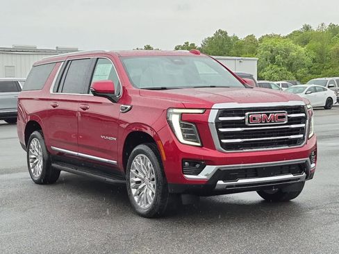 New 2026 GMC Yukon XL Elevation AWD/4WD image 2