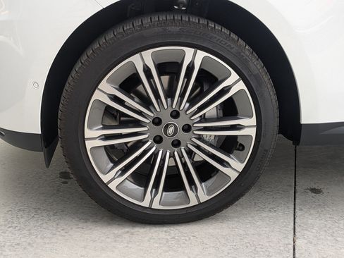 New 2025 Land Rover Range Rover Sport SE image 19