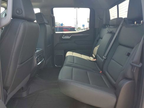 New 2026 GMC Sierra 1500 SLT AWD/4WD image 14