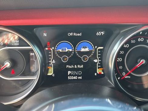 Used 2021 Jeep Gladiator Rubicon AWD/4WD image 13