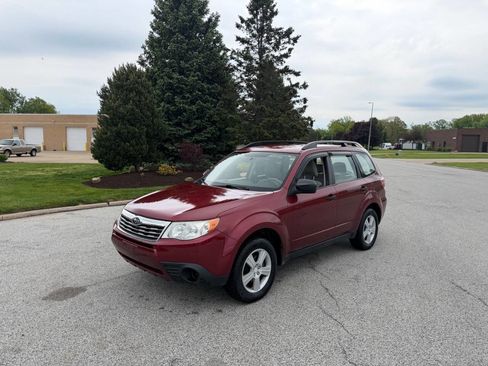 Used 2010 Subaru Forester 2.5X AWD/4WD image 1