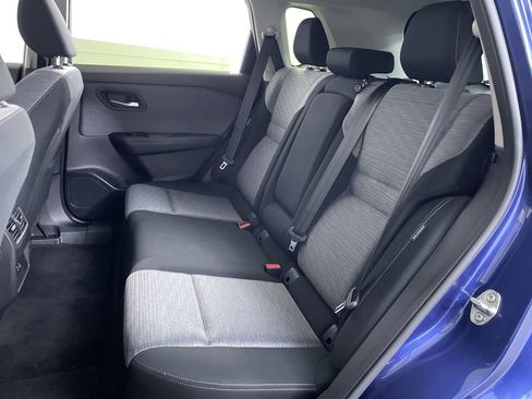 Used 2023 Nissan Rogue SV AWD/4WD image 20