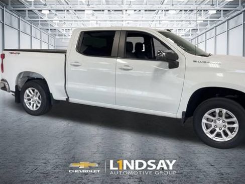 Certified 2023 Chevrolet Silverado 1500 LT AWD/4WD image 3