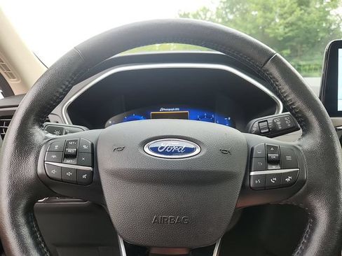 Used 2020 Ford Escape Titanium w/ Titanium Premium Package 2.0 AWD/4WD image 20