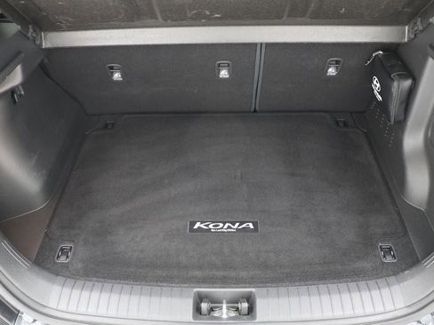 Used 2023 Hyundai Kona Limited AWD/4WD image 33