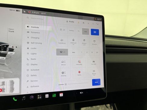 Used 2024 Tesla Model 3 Standard Range RWD image 23