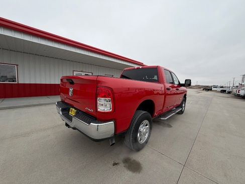 Used 2024 RAM 2500 Big Horn w/ Bed Utility Group image 8