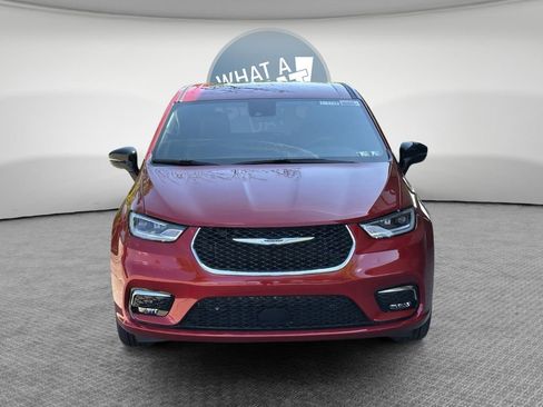 New 2026 Chrysler Pacifica Select image 28