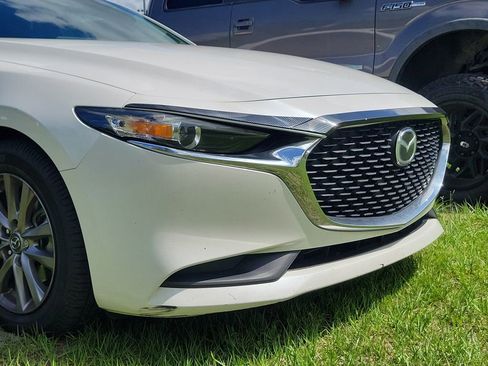 Used 2021 MAZDA MAZDA3 s FWD image 5