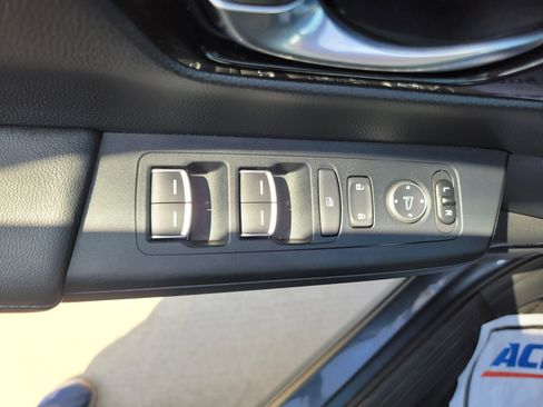 Used 2025 Honda CR-V EX-L image 16