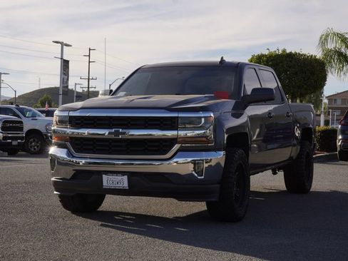 Used 2017 Chevrolet Silverado 1500 LT w/ All Star Edition image 8