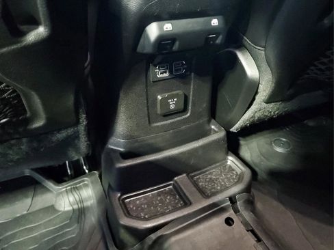 Used 2019 Jeep Wrangler Unlimited Rubicon image 15