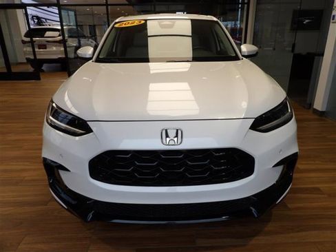 Used 2023 Honda HR-V EX-L image 2