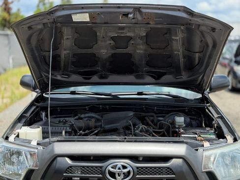 Used 2012 Toyota Tacoma 2WD Regular Cab image 25