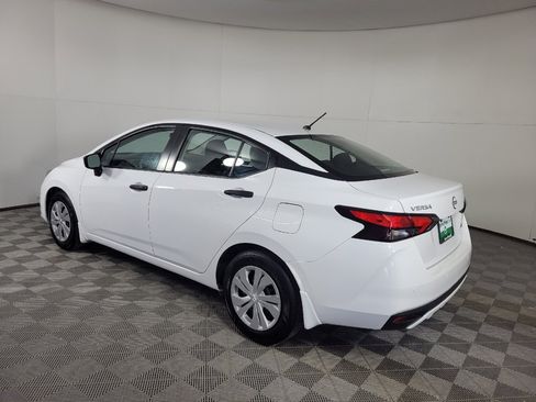 Used 2025 Nissan Versa S w/ Trunk Package image 3