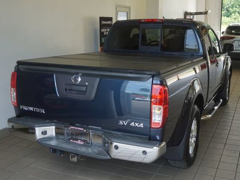 Used 2015 Nissan Frontier SV w/ SV Value Truck Package AWD/4WD image 13