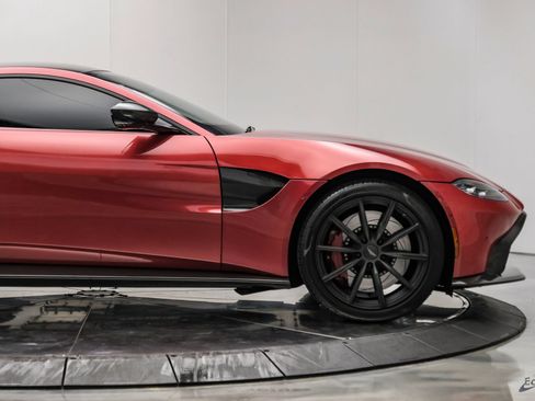 Used 2019 Aston Martin V8 Vantage Coupe RWD image 26