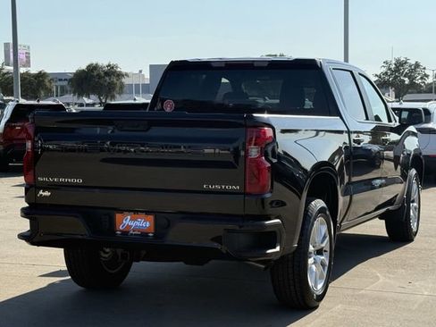 New 2026 Chevrolet Silverado 1500 Custom image 4