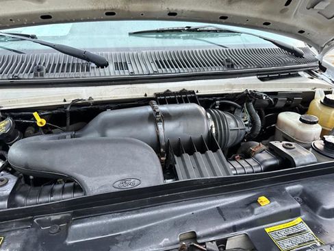 Used 2011 Ford E-250 and Econoline 250 image 31