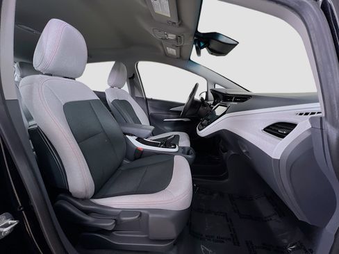 Used 2020 Chevrolet Bolt LT FWD image 28