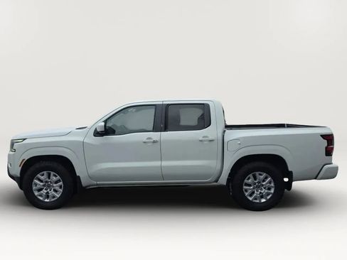 Used 2022 Nissan Frontier SV w/ SV Premium Package RWD image 5