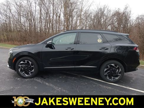 Used 2025 Kia Sportage SX image 6