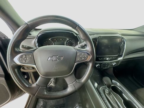 Used 2022 Chevrolet Traverse LT w/ Midnight/Sport Edition AWD/4WD image 13