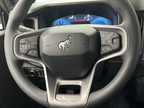 New 2025 Ford Bronco 4-Door image 12