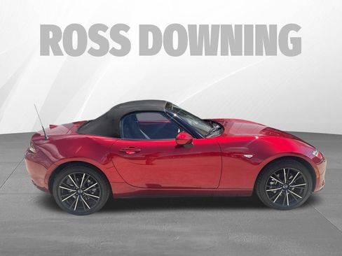 Used 2025 MAZDA MX-5 Miata Grand Touring RWD image 2