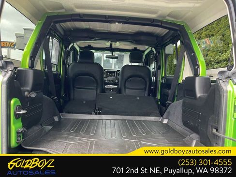 Used 2019 Jeep Wrangler Unlimited Sport w/ Technology Group AWD/4WD image 36