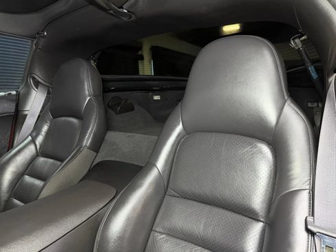 Used 2008 Chevrolet Corvette Coupe w/ Preferred Equipment Group RWD image 21