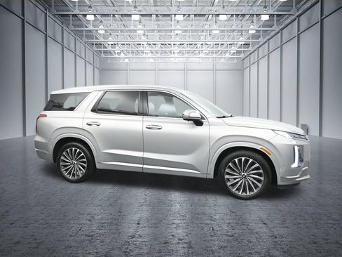 Used 2024 Hyundai Palisade Calligraphy AWD/4WD image 4