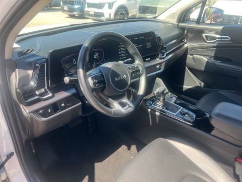 Certified 2023 Kia Sportage EX FWD image 6