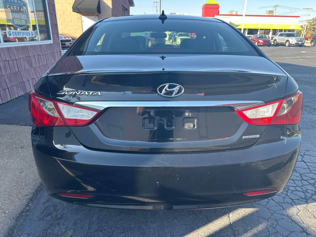 Used 2013 Hyundai Sonata Limited FWD image 4