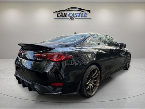 Used 2018 INFINITI Q60 Red Sport 400 w/ Sensory Package 3.0T Sport image 12
