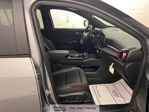 New 2026 Chevrolet Equinox RS w/ Convenience Package III FWD image 40