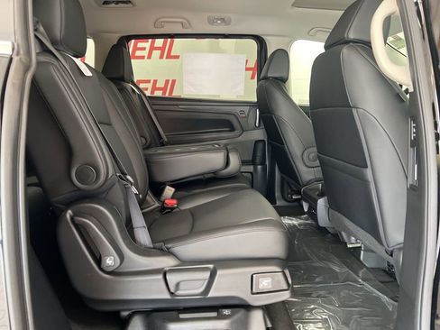 New 2026 Honda Odyssey EX-L image 11