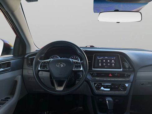 Used 2019 Hyundai Sonata SE FWD image 25
