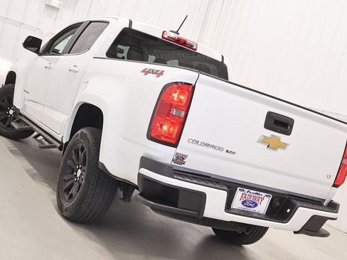 Used 2019 Chevrolet Colorado LT image 32