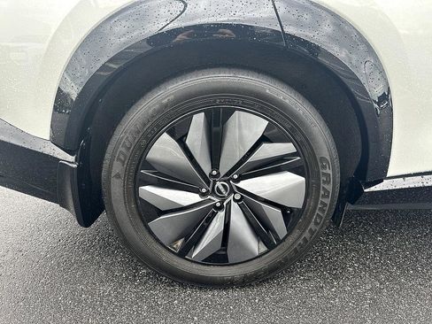 Certified 2025 Nissan Ariya AWD image 11