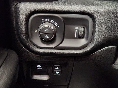 Used 2021 RAM 1500 Lone Star AWD/4WD image 45